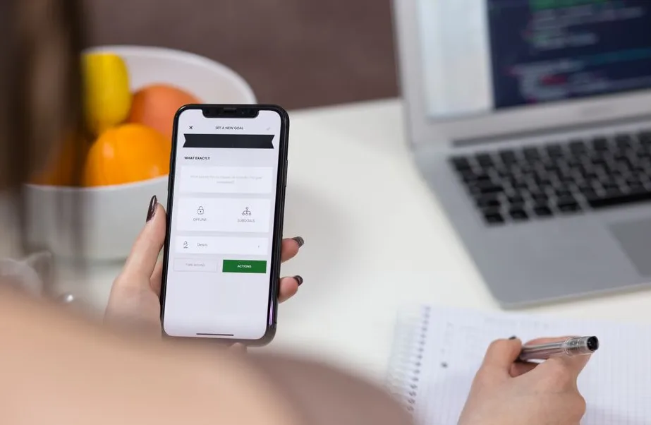 Smartphone showing a personal budget and savings progress screen